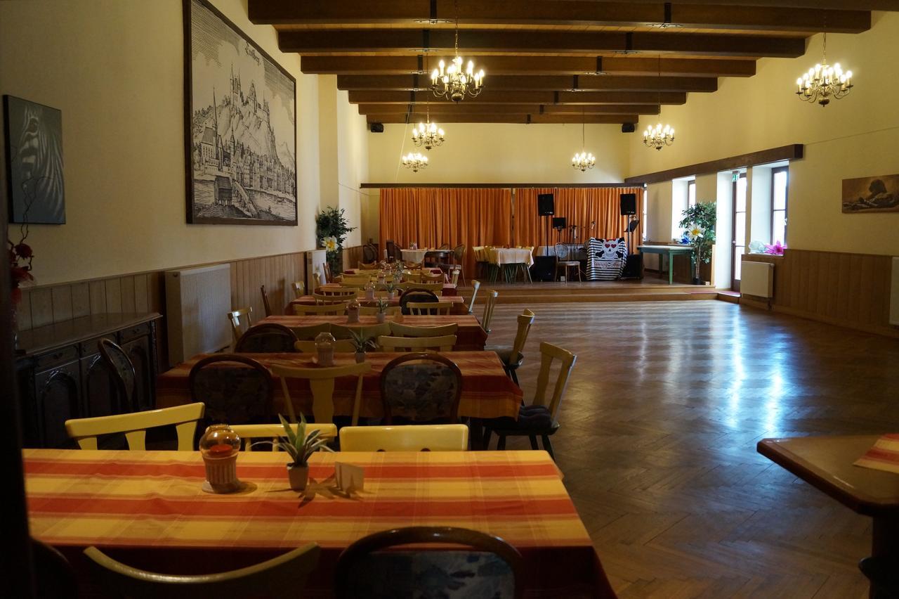 Hotel Zur Post Trostberg Екстериор снимка